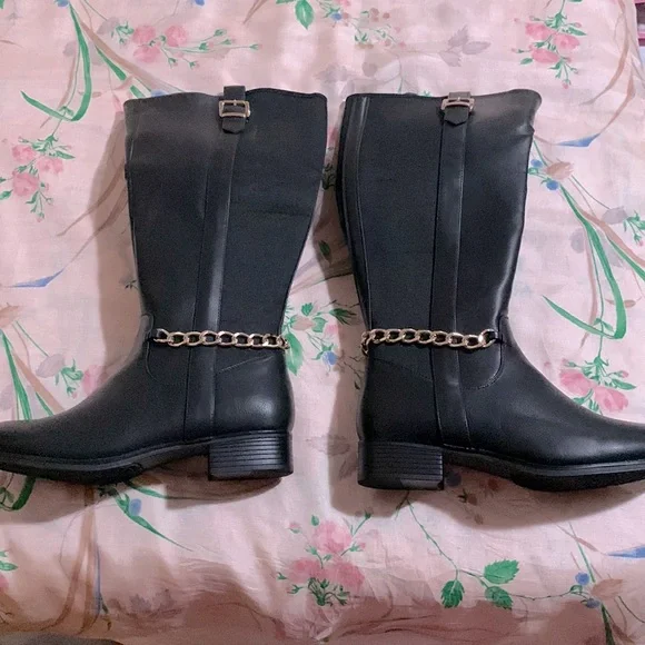 NIB Black Leather and Gold Chain Boots - Picture 1 of 5